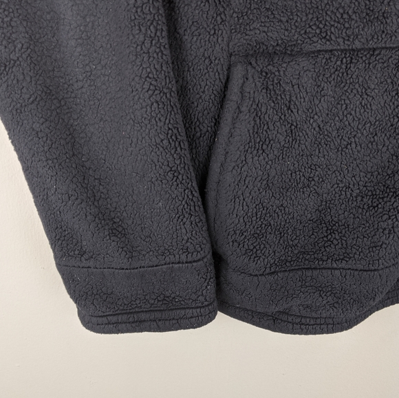 The North Face | Fuzzy Black 1/4 Zip Pullover -E88 - Picture 4 of 8